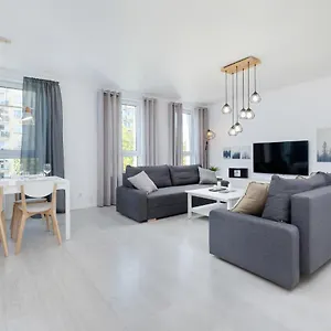  Apartment Platany Z Parkingiem By Renters